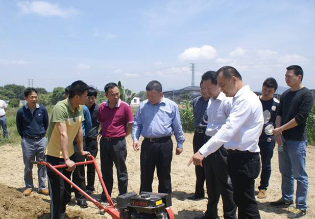 重庆星空·综合体育动力微耕机应用